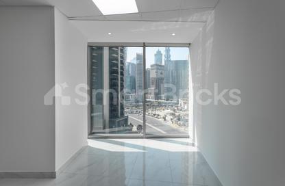 Office Space - Studio - 1 Bathroom for rent in The Binary Tower - Business Bay - Dubai