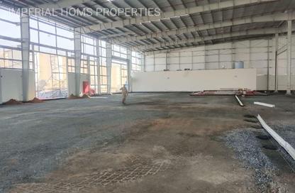 Show Room - Studio - 1 Bathroom for rent in Umm Al Thuoob - Umm Al Quwain