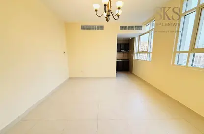 Apartment - 1 Bathroom for rent in Sama Building - Al Barsha 1 - Al Barsha - Dubai