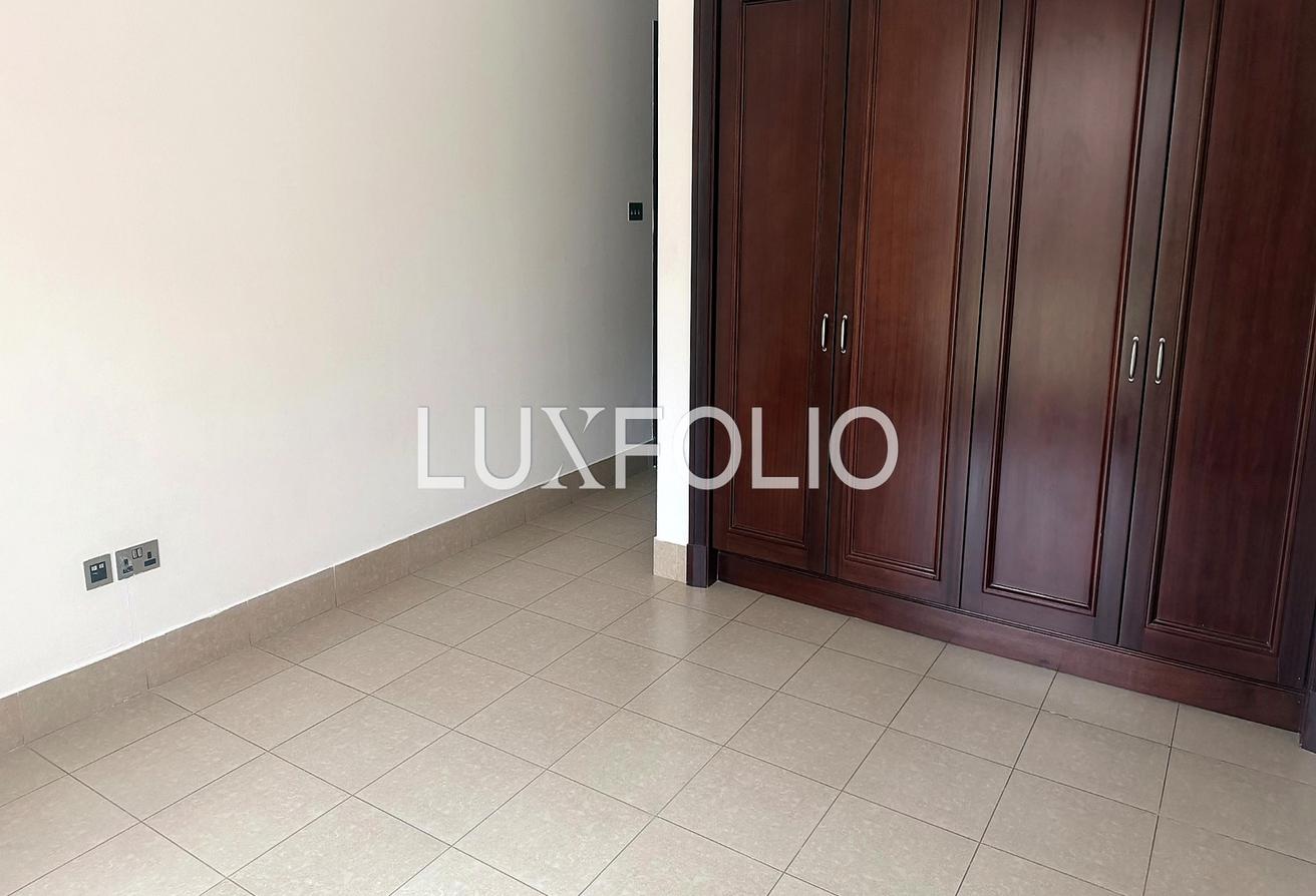 OT Specialist | Separate Dining | Pool Facing photo 10
