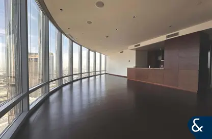 شقة - 3 غرف نوم - 5 حمامات للايجار في برج خليفة المنطقة 2ب - برج خليفة - وسط مدينة دبي - دبي