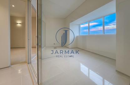 Apartment - 1 - 2 for rent in Park Place Tower - Sheikh Zayed Road - Dubai Apartment - 1 - 2 for rent in Park Place Tower - Sheikh Zayed Road - Dubai