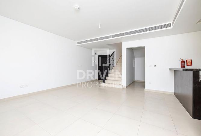 Close to Pool | Family community | Well Maintained photo 2