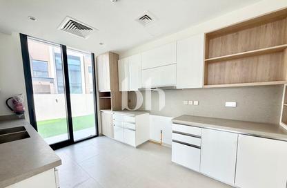 Villa - 5 - 6 for rent in Jebel Ali Village Villas - Jebel Ali Village - Jebel Ali - Dubai