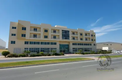 سكن عمال - 8 غرف نوم - 8 حمامات للبيع في أم الثعوب - أم القيوين