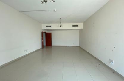 Apartment - 2 - 3 for rent in Al Khan Corniche - Al Khan - Sharjah