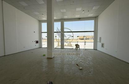 Shop - Studio for rent in Ali Mousa Building - Al Sajaa Industrial - Al Sajaa - Sharjah
