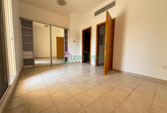 99126439 - Property Image 3