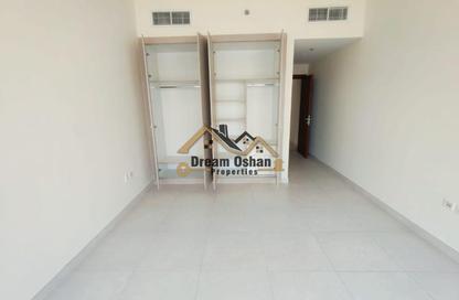 Apartment - 3 - 5 for rent in Al Waleed Garden 1 - Al Waleed Garden - Al Jaddaf - Dubai Apartment - 3 - 5 for rent in Al Waleed Garden 1 - Al Waleed Garden - Al Jaddaf - Dubai