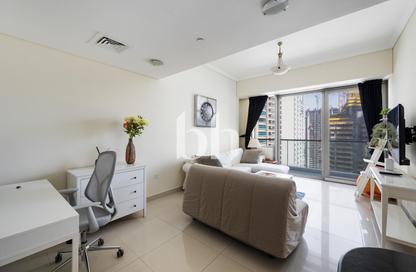 Apartment - 1 Bedroom - 2 Bathrooms for rent in Ocean Heights - Dubai Marina - Dubai