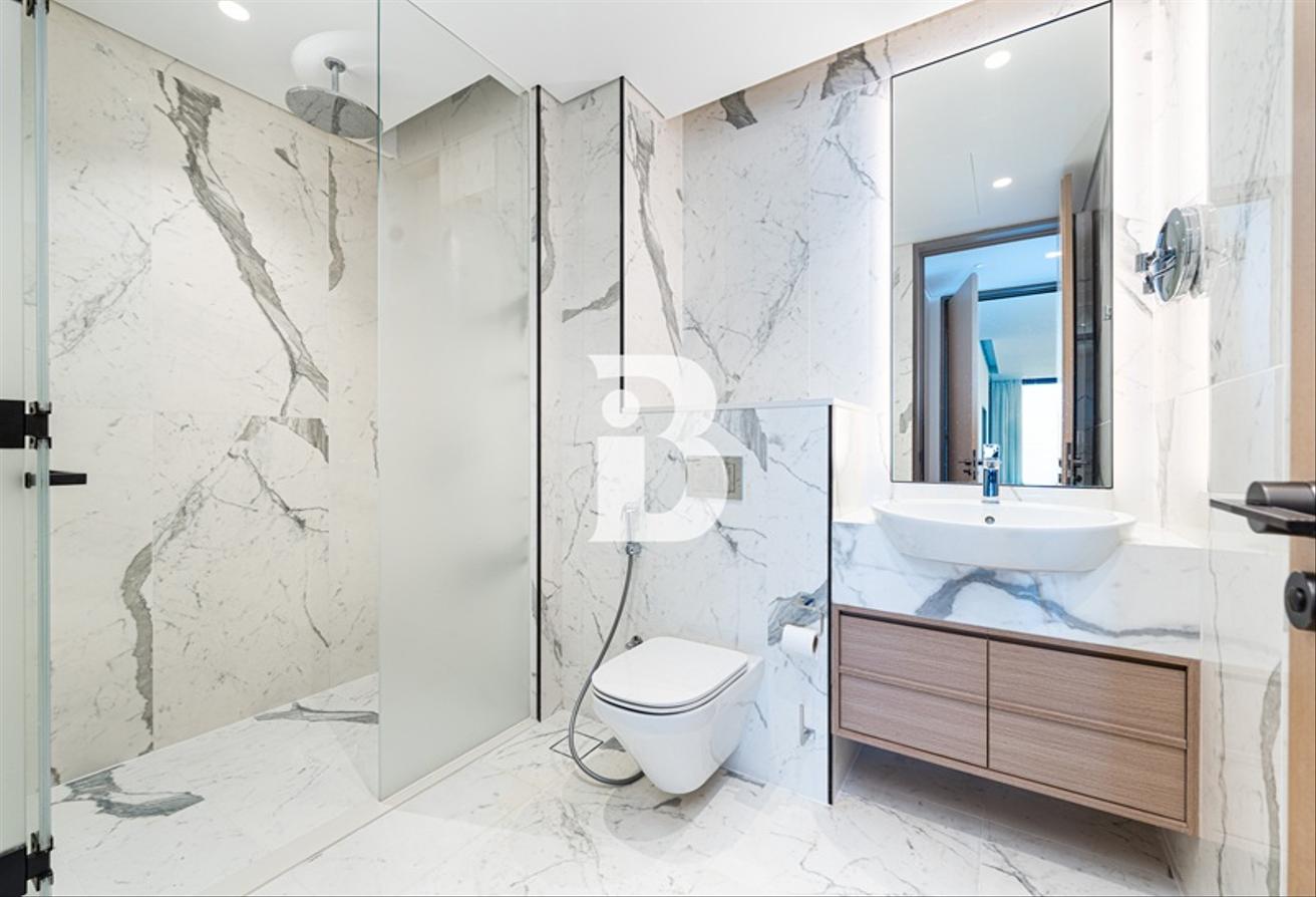 Burj Khalifa View | Vacant and Furnished photo 13