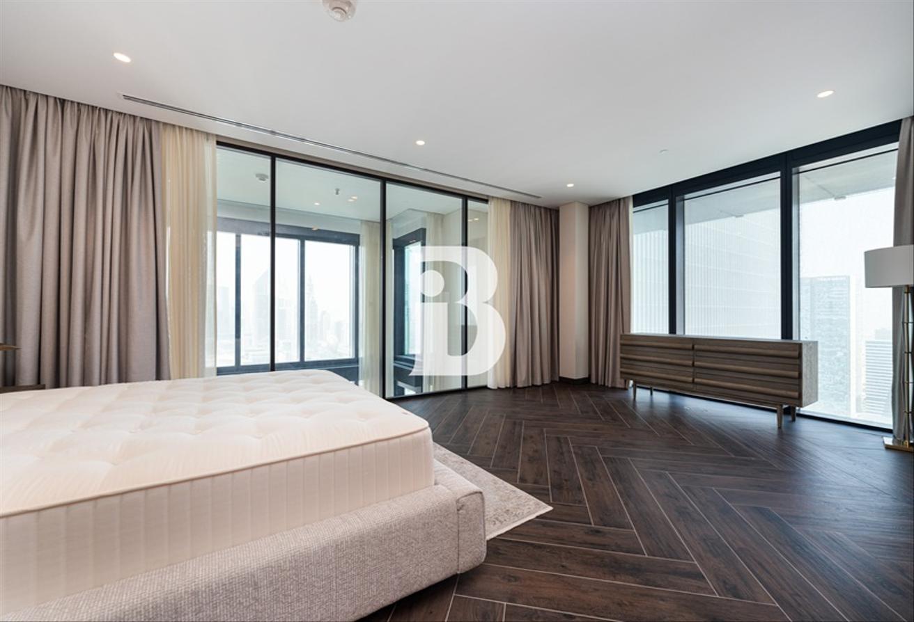 Burj Khalifa View | Vacant and Furnished photo 10
