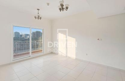 Apartment - 1 Bedroom - 1 Bathroom for sale in Mazaya 28 - Queue Point - Liwan - Dubai Apartment - 1 Bedroom - 1 Bathroom for sale in Mazaya 28 - Queue Point - Liwan - Dubai