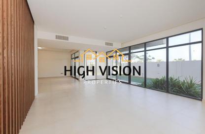 Villa - 4 - 7 for rent in West Yas - Yas Island - Abu Dhabi Villa - 4 - 7 for rent in West Yas - Yas Island - Abu Dhabi