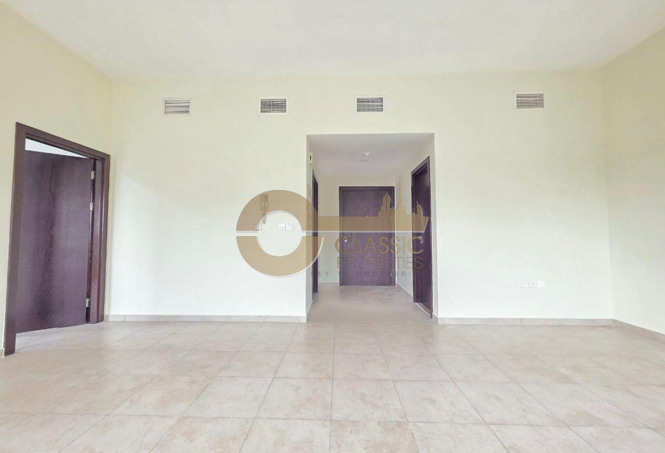 FAMILY LIVING | BRIGHT & SPACIOUS UNIT photo 2