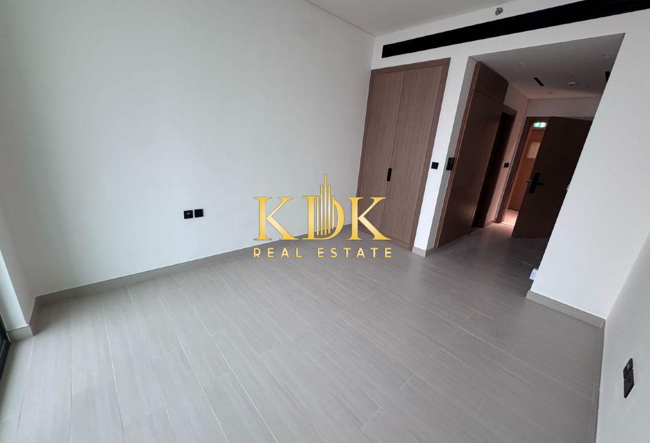 Attractive | Gorgeous | Prime Location | Call Now photo 2
