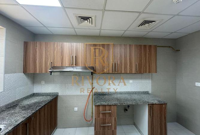 92693607 - Property Image 3