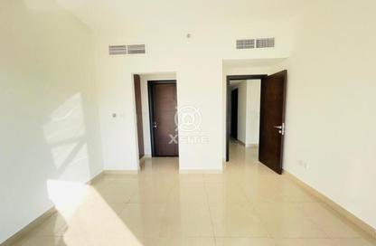 Apartment - 1 - 2 for rent in Royal JVC Building - District 10 - Jumeirah Village Circle - Dubai