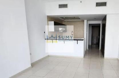 Apartment - Studio - 1 for rent in Royal Residence 1 - Royal Residence - Dubai Sports City - Dubai