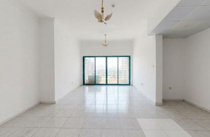 Apartment - 2 - 2 for rent in Al Majaz 3 - Al Majaz - Sharjah