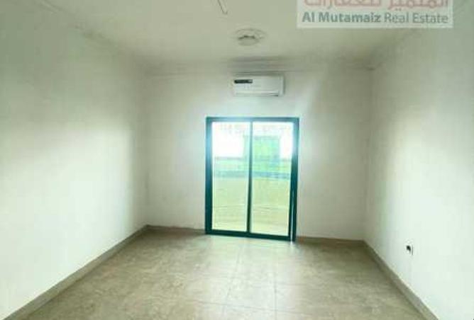 87033298 - صورة العقار 2