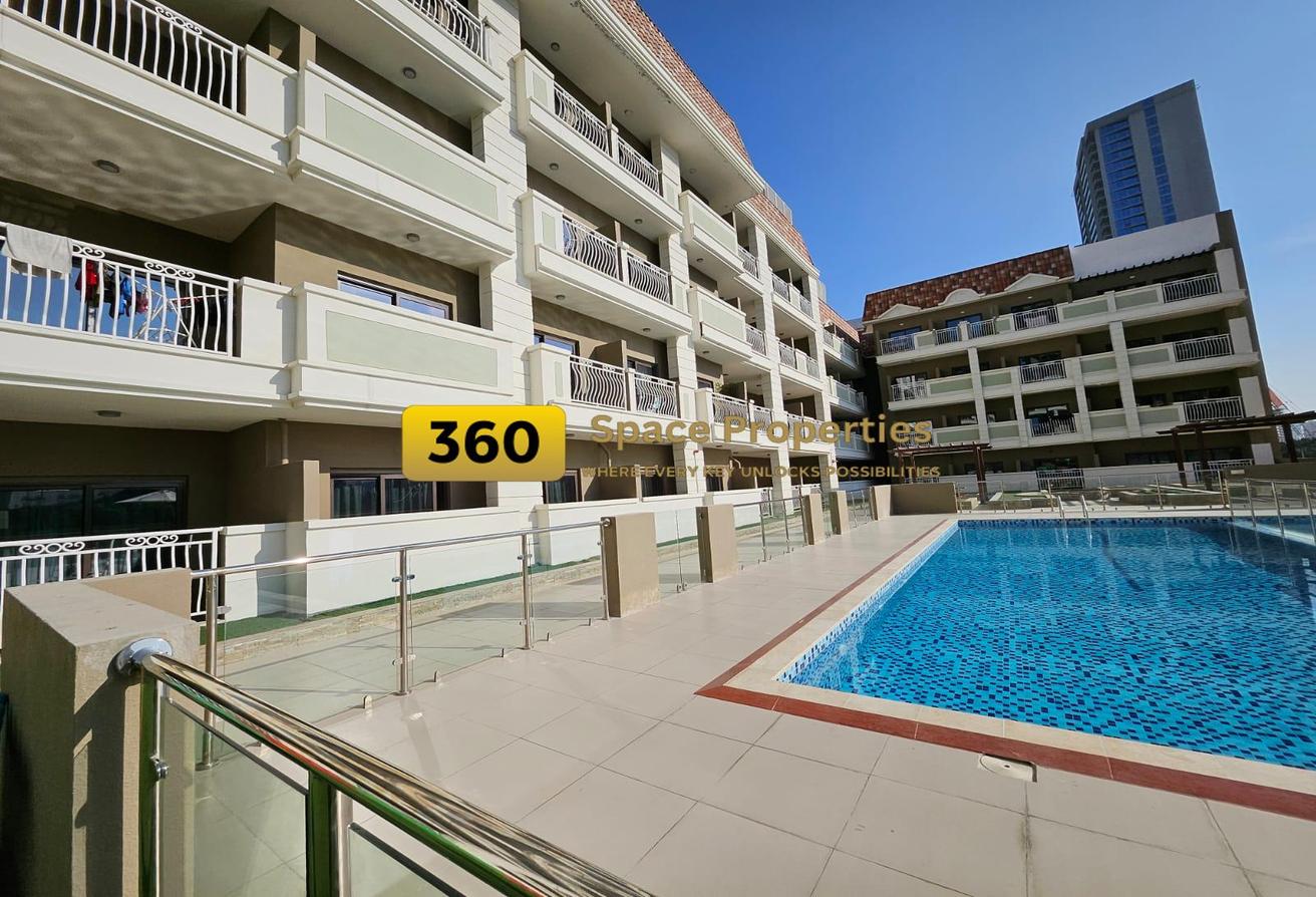 Lavish 1BR + Study | Spacious | Fully Furnished photo 18