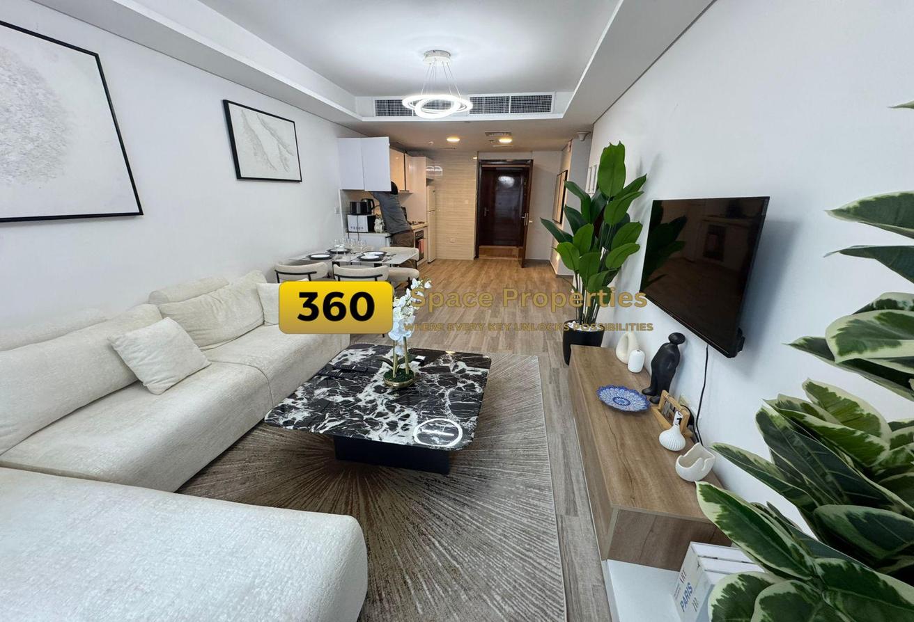 Lavish 1BR + Study | Spacious | Fully Furnished photo 3