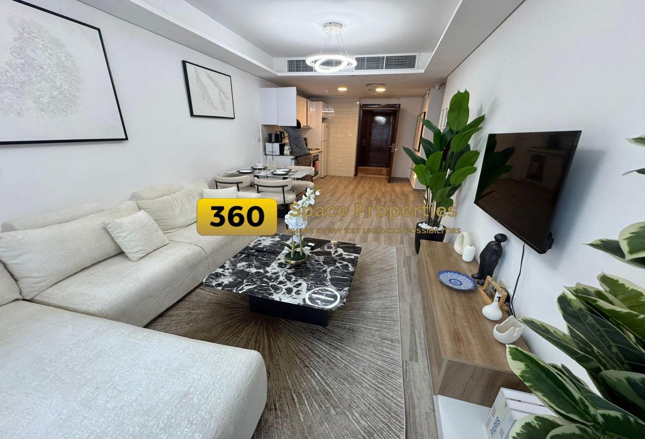 Lavish 1BR + Study | Spacious | Fully Furnished photo 9