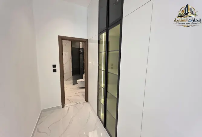 145544106 - Property Image 3