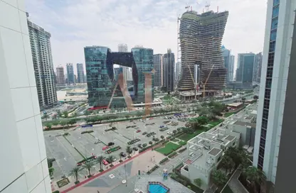 شقة - 2 غرف نوم - 3 حمامات للايجار في الخليج التجاري - دبي