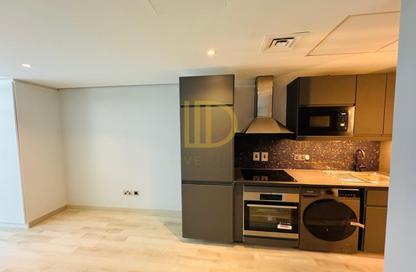 Apartment - Studio - 1 for rent in Lake View Tower - JLT Cluster B - Jumeirah Lake Towers - Dubai