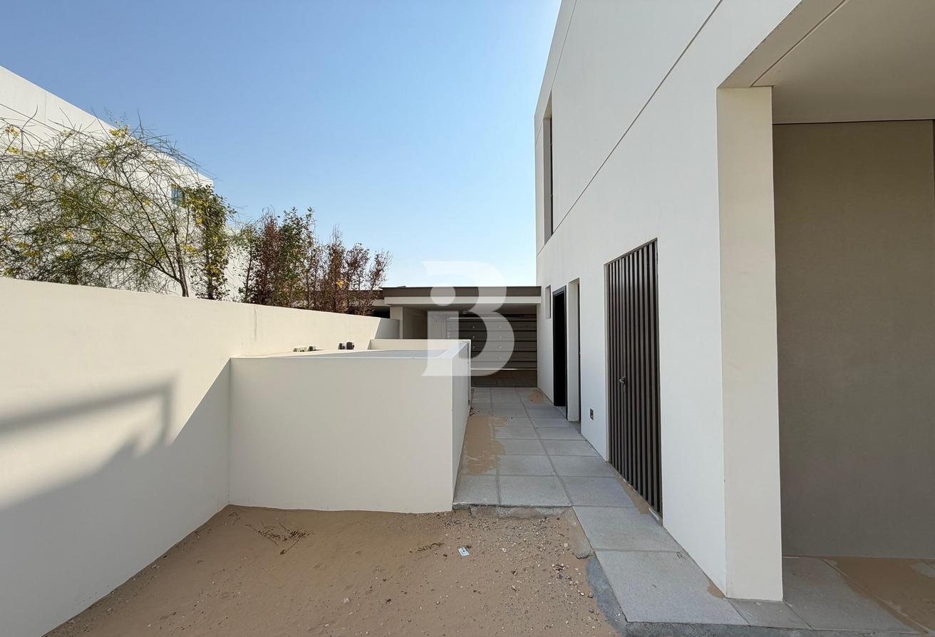 TYPE A | CORNER UNIT | BY POOL | DRIVERS ROOM photo 8