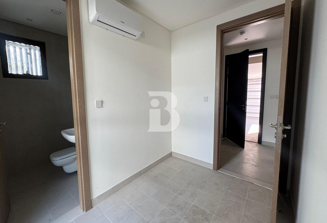 TYPE A | CORNER UNIT | BY POOL | DRIVERS ROOM photo 9