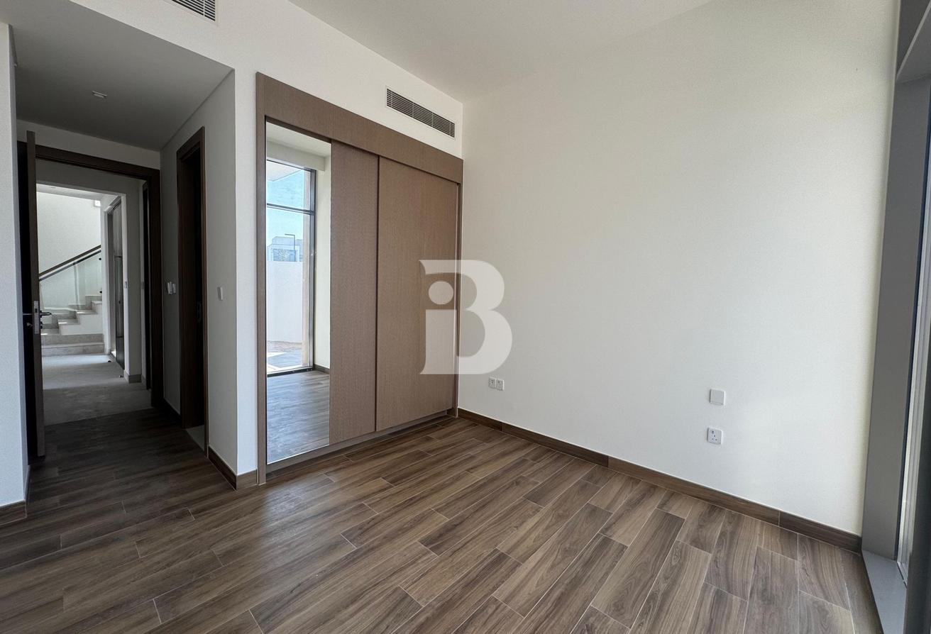 TYPE A | CORNER UNIT | BY POOL | DRIVERS ROOM photo 7