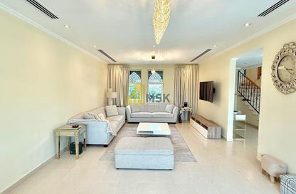 Villa - 3 Bedrooms - 4 Bathrooms for rent in Regional Small - Regional - Jumeirah Park - Dubai