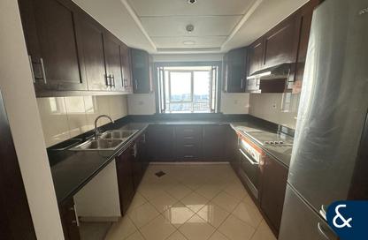 Apartment - 2 Bedrooms - 2 Bathrooms for rent in Golf Tower 3 - Golf Towers - The Views - Dubai
