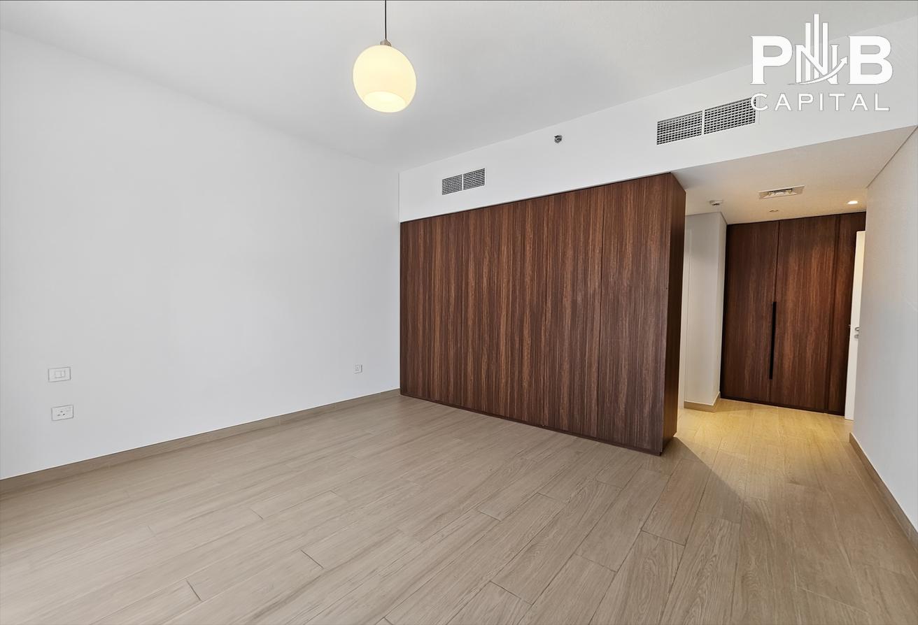 3BR | Semi- Furnished | Flexible Cheques photo 16