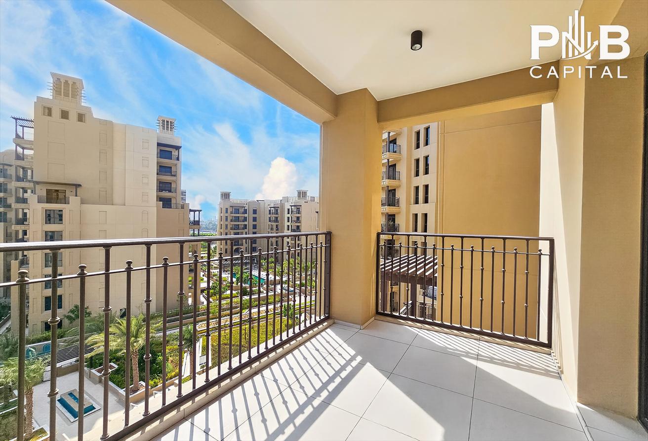 3BR | Semi- Furnished | Flexible Cheques photo 4