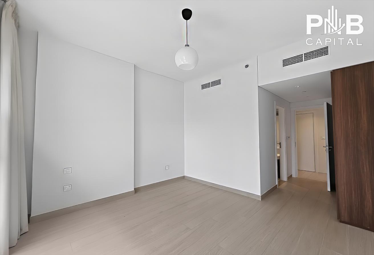 3BR | Semi- Furnished | Flexible Cheques photo 19