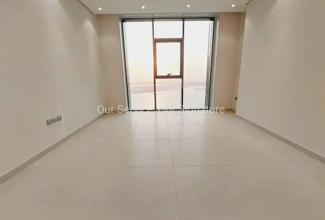 162813002 - Property Image 3