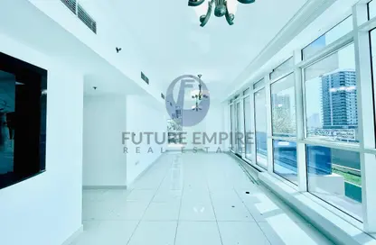 Apartment - 2 Bedrooms - 2 Bathrooms for rent in Majestic Tower - Al Abraj street - Business Bay - Dubai