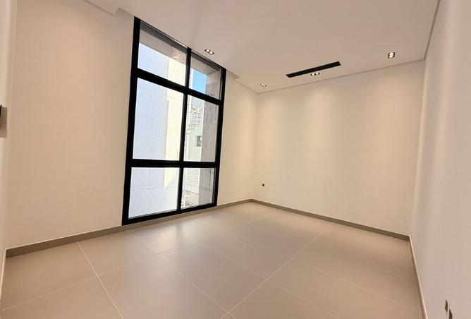 128389200 - Property Image 2