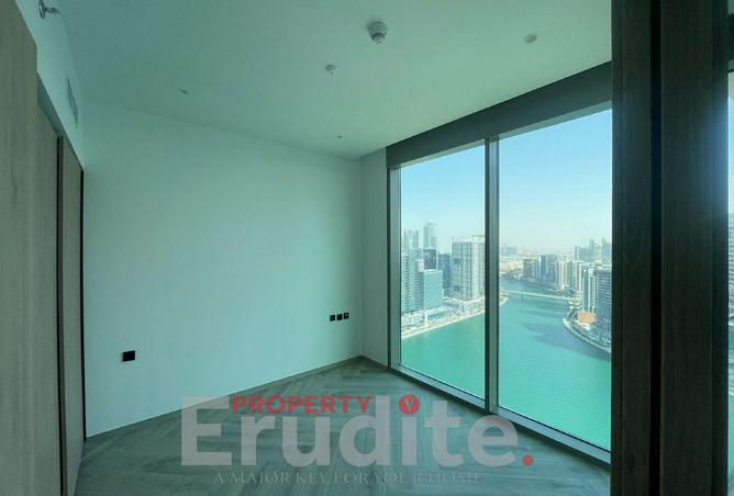 54402480 - Property Image 2