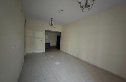 Apartment - 2 Bedrooms - 3 Bathrooms for rent in La Fontana - Arjan - Dubai