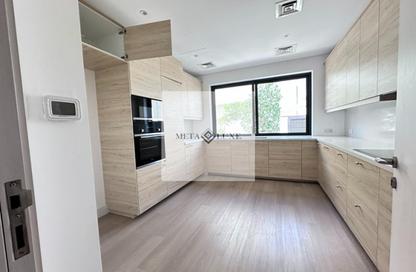 Townhouse - 4 Bedrooms - 5 Bathrooms for rent in Queens Meadow - Damac Hills - Dubai
