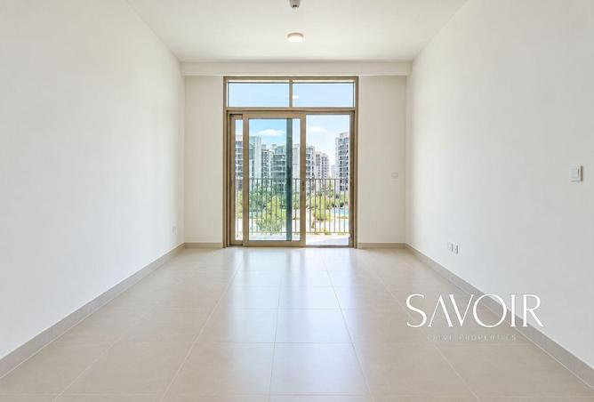 Luxury | Brand New | Lagoon Views | Vacant photo 2