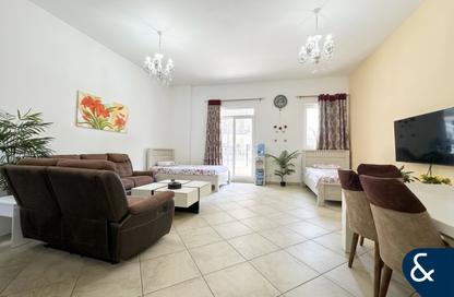 Apartment - 2 Bedrooms - 3 Bathrooms for sale in Shakespeare Circus 3 - Shakespeare Circus - Motor City - Dubai