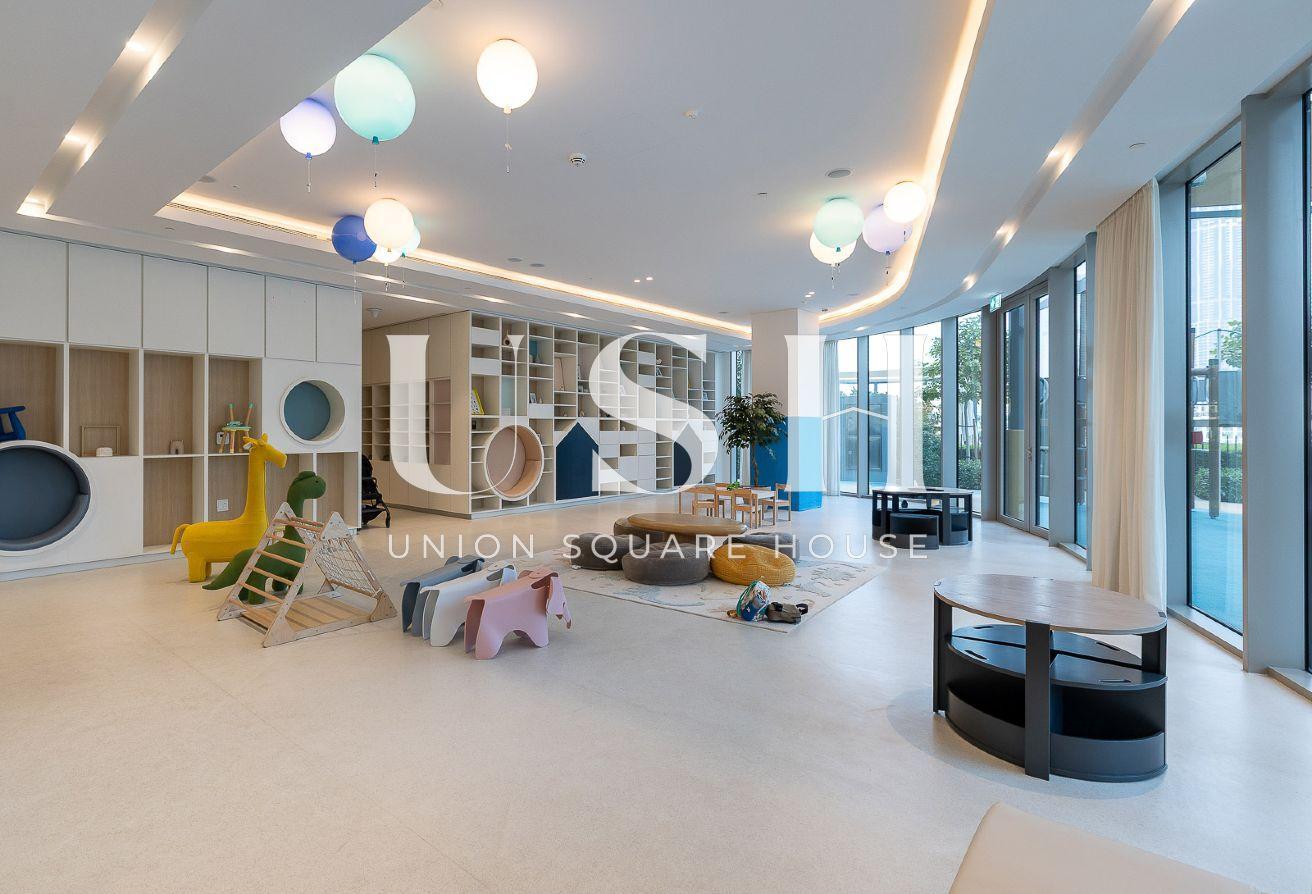 Panoramic Views | Next to Burj Khalifa -Mall | 3BR photo 15
