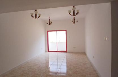 Apartment - 2 - 2 for rent in Al Majaz 1 - Al Majaz - Sharjah Apartment - 2 - 2 for rent in Al Majaz 1 - Al Majaz - Sharjah