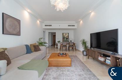 Apartment - 2 Bedrooms - 3 Bathrooms for sale in Marinascape Oceanic - Trident Marinascape - Dubai Marina - Dubai